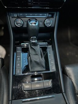 Škoda Superb Laurin&Klement 2.0 TDi DSG 4x4 - 11