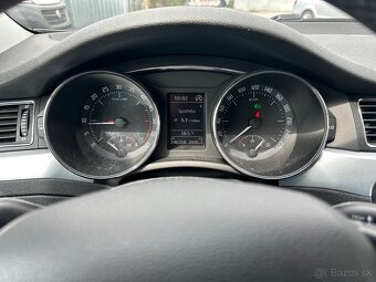 Škoda Superb Combi 2.0 TDi 125kW 170PS DSG 10/2014 - 11