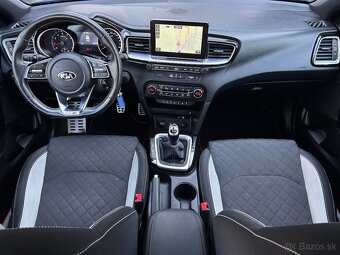 Kia CEED CD 1,4 T-GDi 103kW M6 GT-LINE - 11