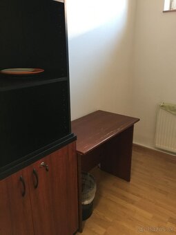 Kancelária na prenájom 25m2 lokalita business centrá, KE - 11