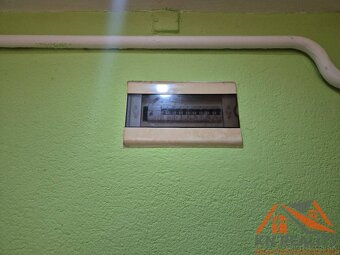 Na predaj 3 izbový tehlový byt Komárno  - 11