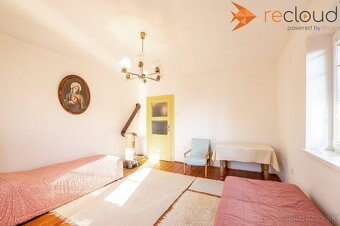 Na predaj rodinný dom vo Veľkých Ozorovciach s veľkým rovina - 11