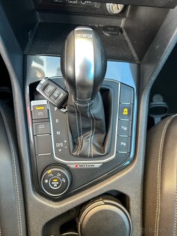 Volkswagen Tiguan R-Line 4motion,webasto,head-up,ťažné - 11