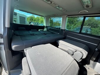 Volkswagen Multivan - 11