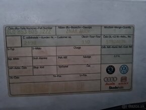 Zadná kapota, motorček a výsuvné krídlo originál AUDI TT - 11