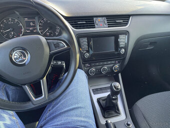Škoda Octavia 1.4 TSI - 11