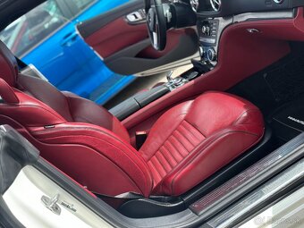MERCEDES SL550 AMG Top stav - 11