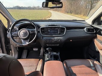 Predám Kia Sorento 2.2 2017 Platinum - 11