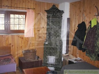 VÝRAZNE ZNÍŽENÁ CENA Kamenná chalupa na lazoch pri Ábelov - 11