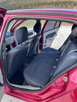 Renault CLIO THALIA - 11