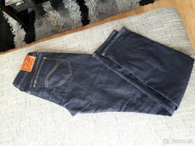 Panske jeansy GAUDÍ a panske jeansy LEE - 11