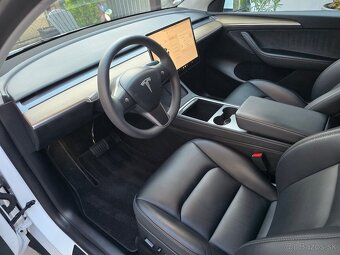 Tesla Model Y Long Range AWD 75kWh 2023 AMD Ryzen - 11
