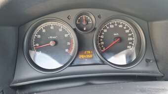Opel Astra H 1,6 benzin 85kw 2011 - 11