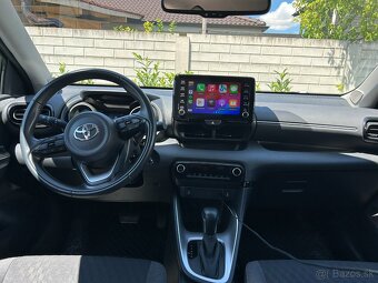 Toyota Yaris 1.5 Hybrid Comfort+Style+Tech - 11