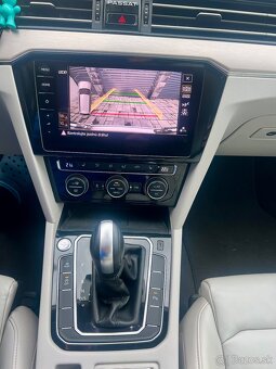 VW Passat Variant 2.0 TDi R-line 4-motion DSG 2019 140kw 4x - 11
