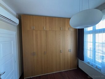 PRIESTRANNÝ 4iz byt v mestskej vile pod hradom - 11