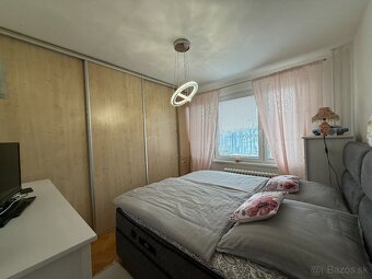 Nadštandardný štvorizbový byt v absolútnom centre Lučenca - 11