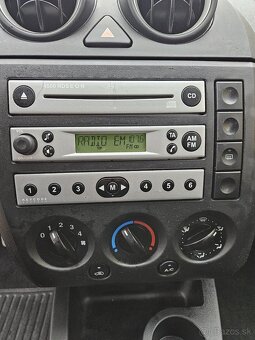 Ford Fiesta - 11
