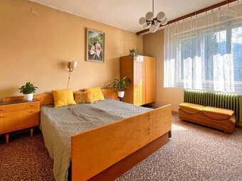 PREDAJ starší RD a veľký pozemok Ráztočno REZERVOVANÉ - 11
