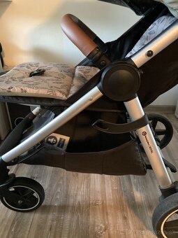 Sportovy kočik Petite&Mars iron green - 11