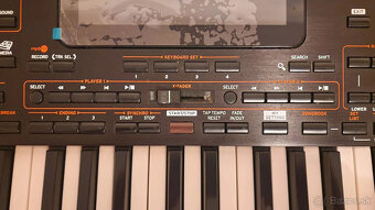 Korg PA4x 76 s reproduktorovým systémom - 11