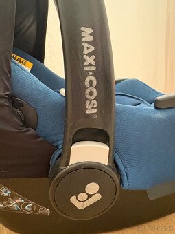 Maxi-cosi autosedačka 40-75 cm Essential Blue vajíčko do aut - 11