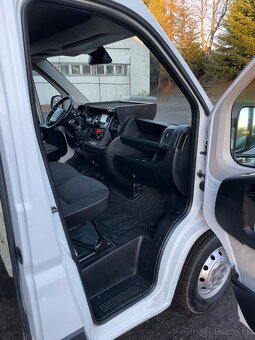 🚗 Peugeot Boxer 3.0 HDI 2015 - 11