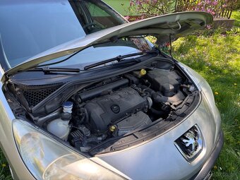 Peugeot 207 1.4 E, r. v. 2009 - 11