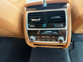 BMW Rad 7 730d xDrive A/T - 11