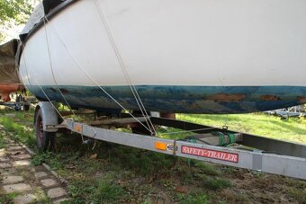 Plachetnica WEGU Happy Sailing s přívěsem - 11