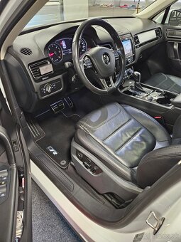 Volkswagen Touareg 3.0 V6 TDI R-line 150kw bez vzduchu - 11