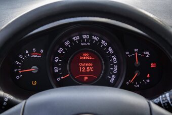 Kia Sportage 2.0 CRDi 4WD - 11