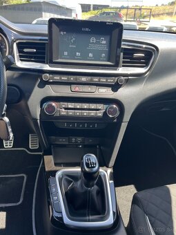 Kia Ceed GTLine  8 900 € - 11