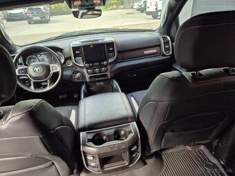 DODGE RAM 1500 5,7 HEMI 2022 44 000 km - 11