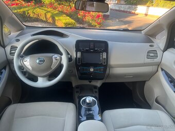 Nissan LEAF Tecna Elektro 80kw, rok 6/2013, biela perleť - 11