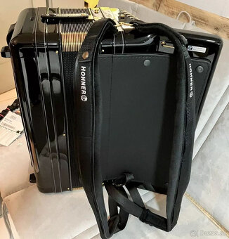 Akordeón, Hohner Morino + V 120 de Luxe, Cassotto, čierny - 11