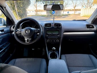 Volkswagen Golf - 11