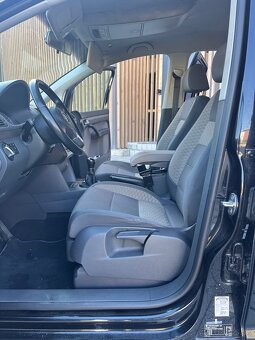 Volkswagen Touran Facelift Cross 1.9tdi - 11