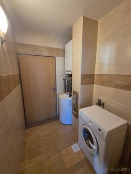 Útulný rodinný dom v lukratívnej lokalite Grot - 11