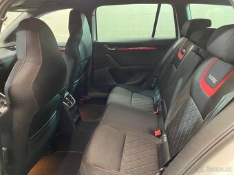 Škoda Octavia Combi - 11