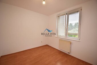 EXKLUZÍVNE - Moderný 3-izbový byt po rekonštrukcii na predaj - 11