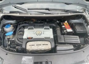 Volkswagen Touran 1.4 TSI 7 MÍST benzín manuál 103 kw - 11