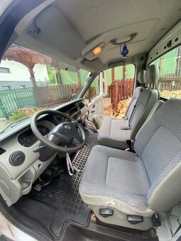 Opel Movano 2.5 CDTI - 11