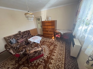 Útulný rodinný dom vo vyhľadávanej lokalite Levíc - 11