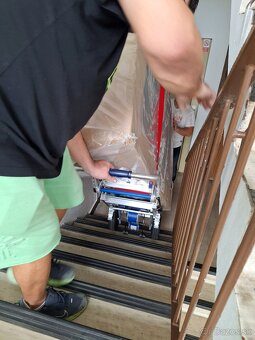 Elektrická rudla a pásový schodolez (nosnosť do 420 kg) - 11