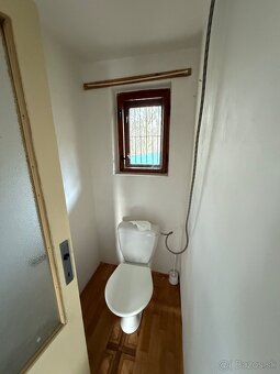 Dom/chata s vyhladom na jazero - Môťová Zvolen - 11