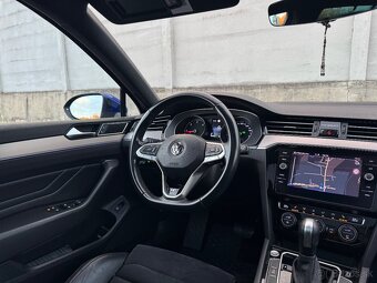 VW Passat R-Line - 11