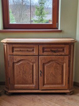 Nábytok do obývačky, komody - 11