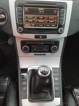 VW Passat B7 2.0TDi 103kw Highline - 11