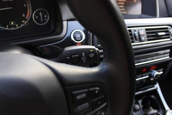 BMW Rad 5 Touring 520d xDrive - 11